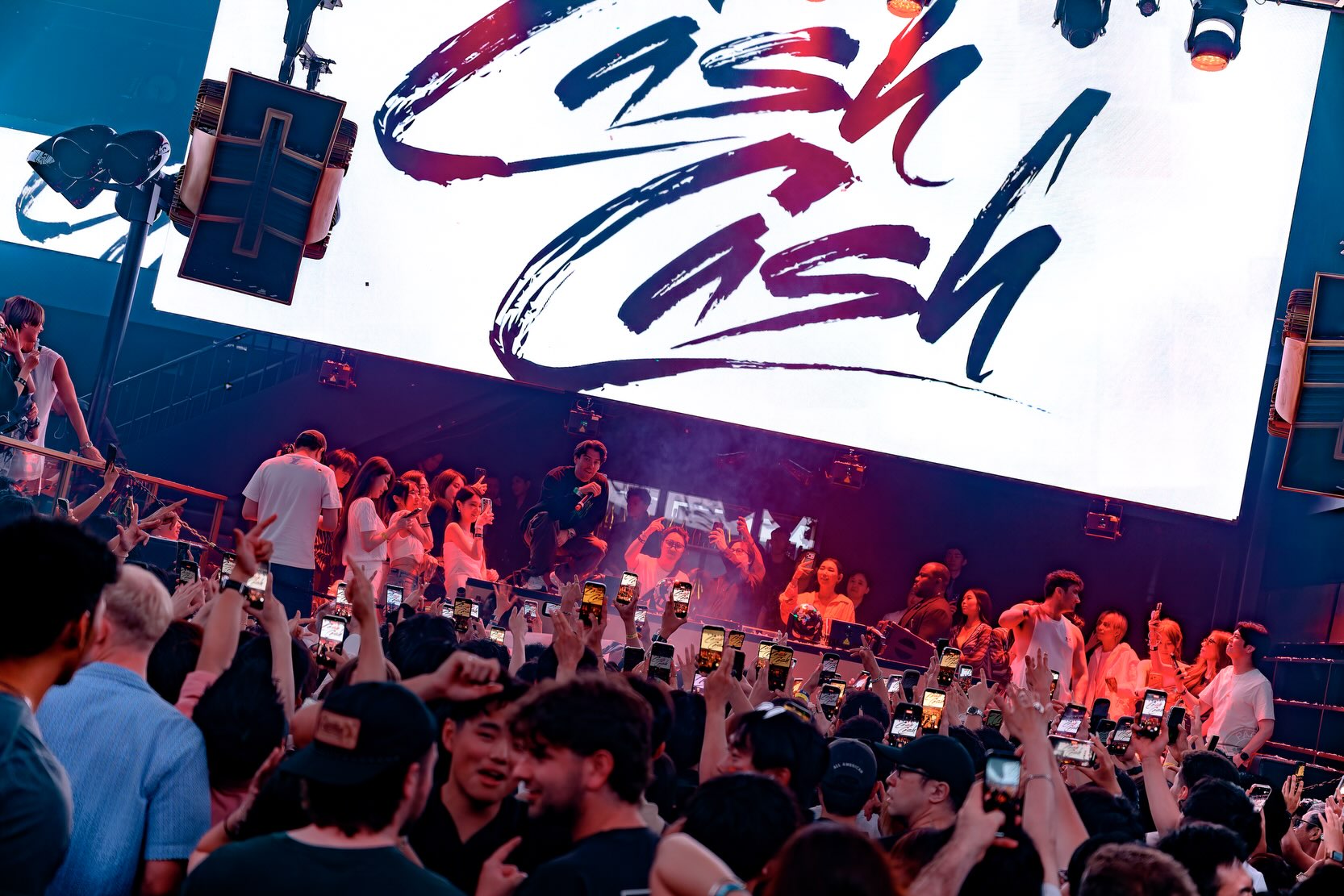 Still feeling the energy from last Saturday with @cashcash 🔥🔥🔥