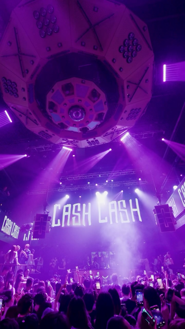 You’ll never be disappointed at #ZoukTokyo with @cashcash 🔥🔥🔥